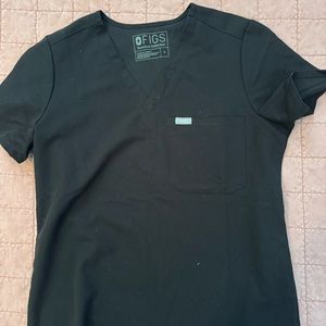 Black figs scrub top with one pocket